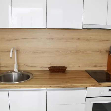 Bright 3f By Adriatic Living *