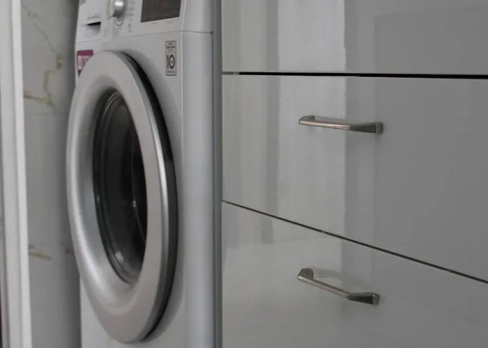 Bright 3f By Adriatic Living